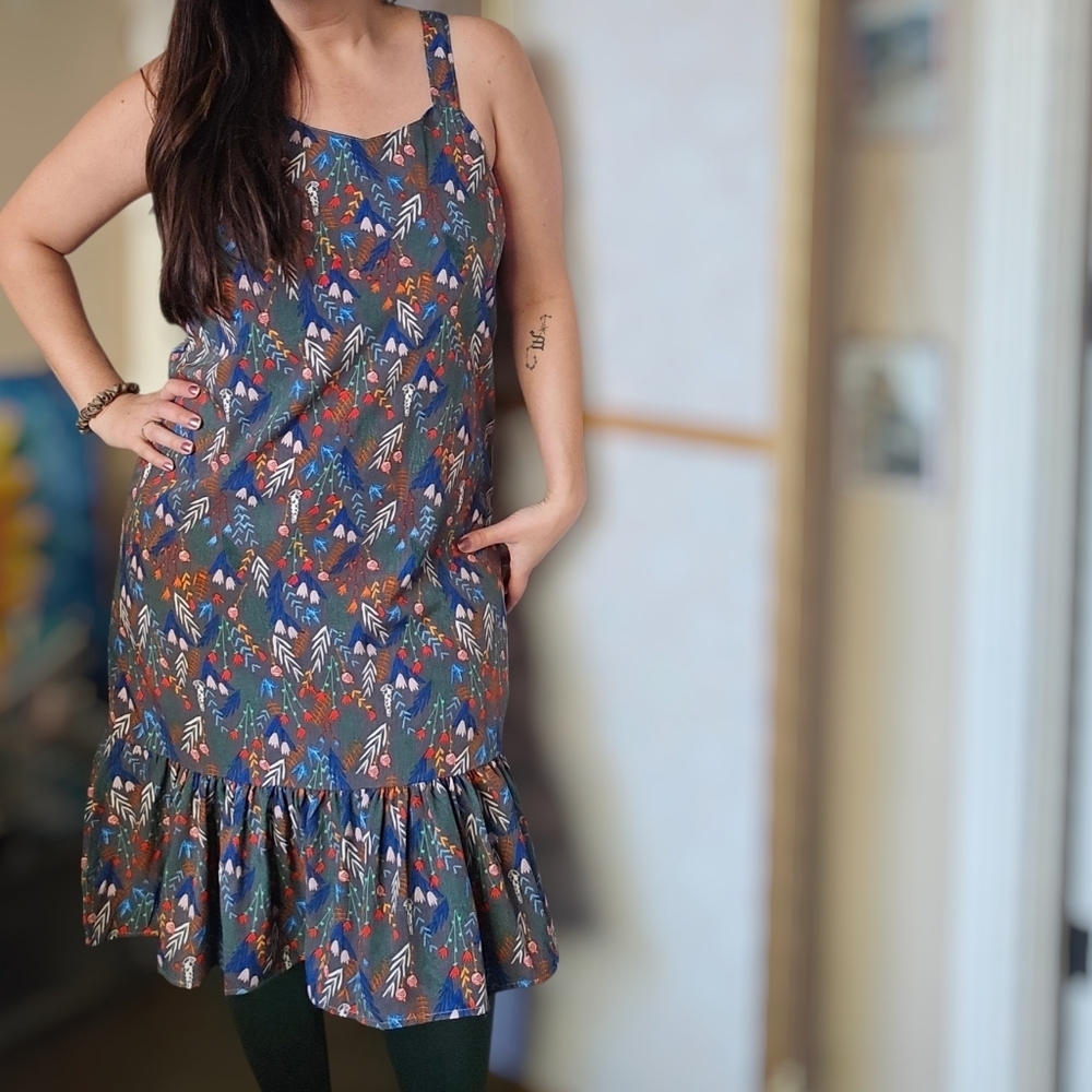 A Shappe Vintage Shift Floral Print Midi Dress